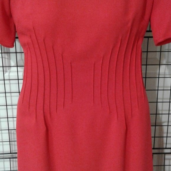 NWT. Valentino elegant wool dress, Italy. - Picture 3 of 8